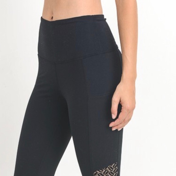 High Waist Black Capri - Picture 2 of 8